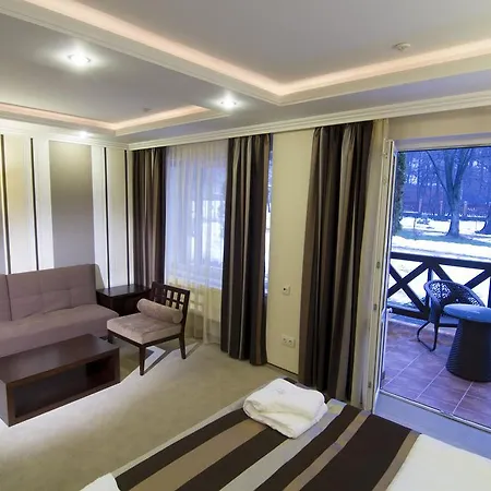 Hotell Belle Royalle 4*