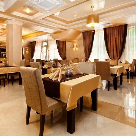 Hotell Belle Royalle 4*