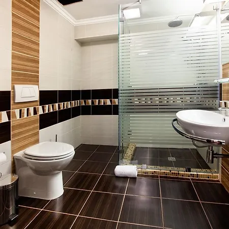 Hotell Belle Royalle Lisarnya