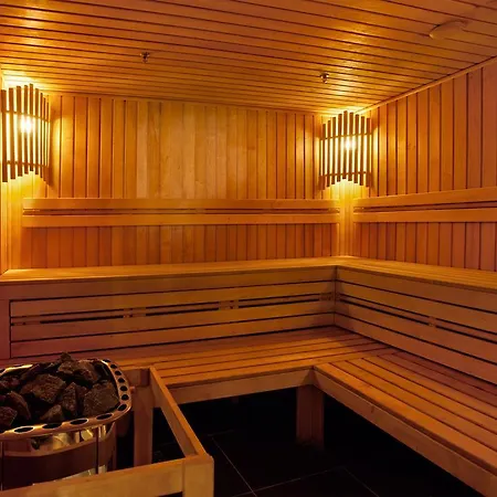 Hotel Belle Royalle Lisarnya