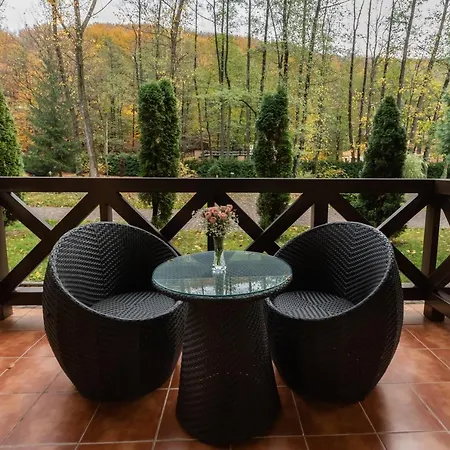 Belle Royalle Lisarnya