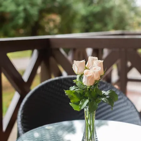 Belle Royalle Hotel Lisarnya