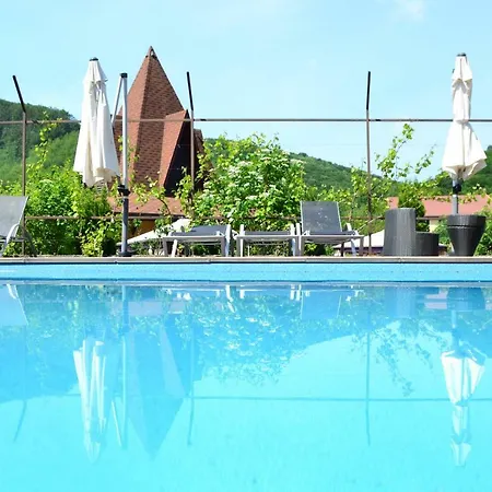 Hotel Belle Royalle Lisarnya