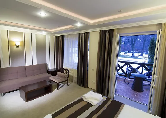 Ξενοδοχείο Belle Royalle 4*