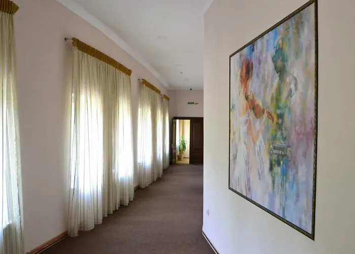 Otel Belle Royalle Lisarnya