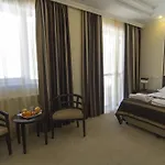 فندق Belle Royalle Lisarnya