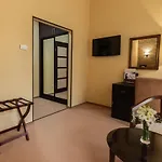Belle Royalle 4* Lisarnya
